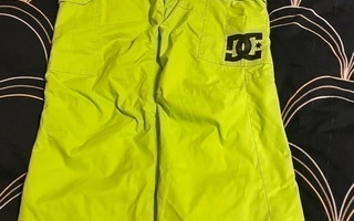 DC pants, lasketteluhousut / Toppahousut / Ulkoiluhousut