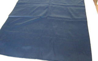 Tumman sininen kangas  pit. 80 cm, lev. 150 cm