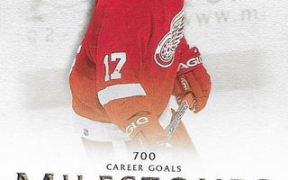 2003-04 Pacific Milestones #5 Brett Hull Detroit Red Wings