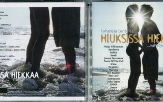 HIUKSISSA HIEKKAA 2 . KOKOELMA CD-LEVY . TUHANSIA TUNTEITA