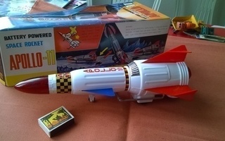 apollo 11 battery powered space rocket- raketti