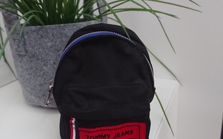 Tommy Jeans laukku UUDVER