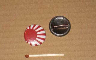 Japani sotalippu rintanappi 1" japan war flag c5