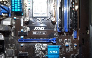 Emo: MSI MS-7850 + Intel Xeon E3-1231 v3 3,4 GHz + 8 GB RAM