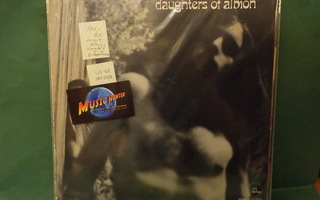 DAUGHTERS OF ALBION - S/T EX+/EX U.S -68 LP