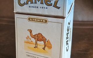 Camel 4€ Suomi tupakka-aski