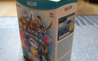 Wii U : Super Smash Bros - Gamecube controller adapter incl.