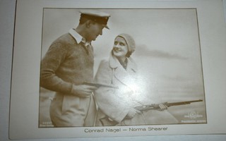 Conrad Nagel & Norma Shearer - filmitähdet