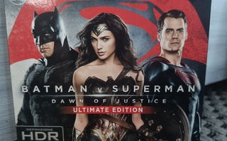 Batman v Superman (2016) 4K Ultra HD +Blu-ray Italiajulkaisu