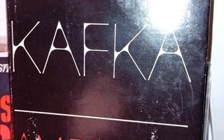 Kafka  :  Amerikka ( SIS POSTIKULU) ensipainos