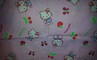 Hello Kitty tyynynliina noin 50x60cm