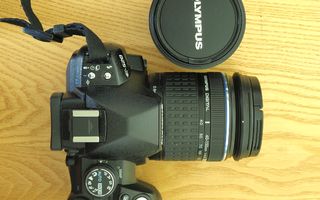 == Olympus E-520 double zoom lens kit