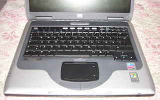 HP Compaq nx9030 läppäri