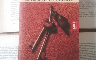 Arturo Perez-Reverte - Yhdeksäs portti (pokkari)