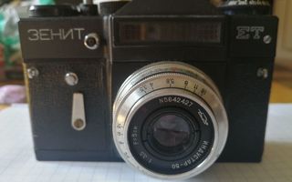 Zenit ET M42 filmikamera Industar-50 3.5 linssillä