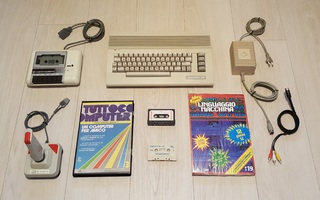 Commodore 64 -paketti (siisti, toimivaksi testattu)