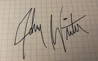 Johnny Winter nimikirjoitus paperilla