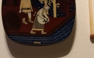 Arabia Mini Kalevala lautanen . 1990