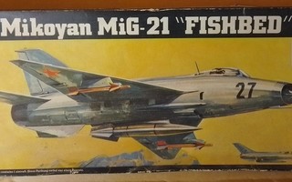 1/72 Heller Mikoyan MIG-21 "FISHBED"