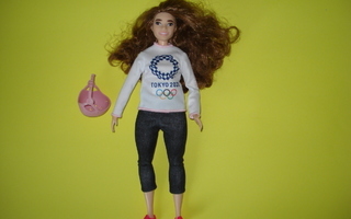 Barbie nivelletty curvy Tokion Olympialaiset nukke