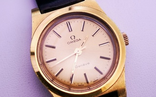 Omega Geneve De Ville    Cal 635