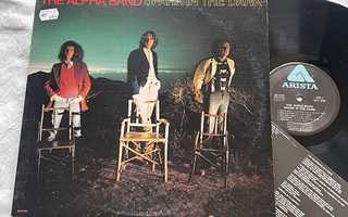 The Alpha Band – Spark In The Dark (LP)_40