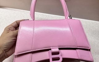 Balenciaga Hourglass aito