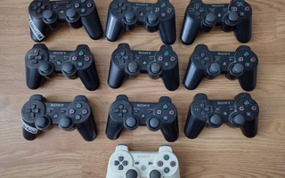 Playstation PS3 ohjaimet korjattavaksi tai varaosiksi