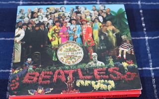 CD The Beatles : Sgt. Pepper's Lonely Hearts Club Band