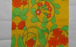 Retro käyttämätön 70-luvun tyynynliina - kukkia