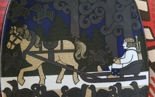 Arabia kalevala lautanen 1984