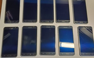 Samsung Galaxy J5 (2016) 14 kappaletta yhdellä huudolla