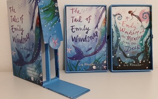 Emily Windsnap -lahjapakkaus kaksi kirjaa + koru