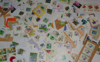 Suomalaisia postimerkkejä - kasvit