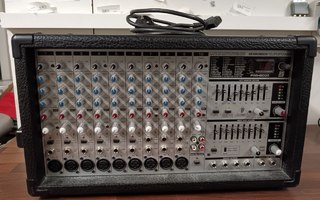 Behringer Europower PMH2000 10 kanavainen mikserivahvistin