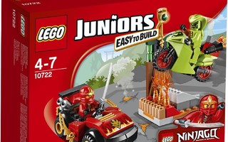LEGO Juniors 10722 - Ninjago Käärmetaistelu