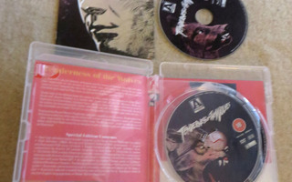 TENDERNESS OF WOLVES DVD + BluRay + vihkonen