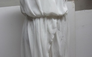 # Uusi valkea mekko, koko L#
