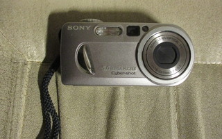 Vanha digikamera  Sony Cyber-shot