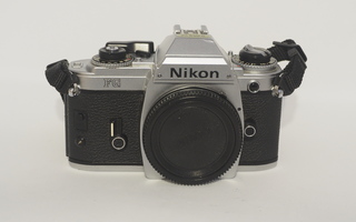 Nikon FG filmikamera runko