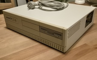 Olivetti PCS 286 | 12MHz | 1Mt RAM | 512Mt HDD | äänikortti