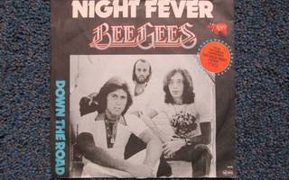 VINYYLISINGLE BEE GEES NIGHT FEVER / DOWN THE ROAD 1977