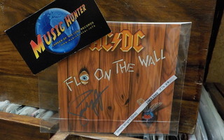 AC/DC - FLY ON THE WALL CD-VIHKONEN WRIGHTIN NIMMARILLA
