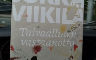 Jukka Viikilä :  Taivaallinen vastaanotto ( SIS POSTIKULU)