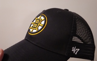 Boston Bruins - Brand 47 Branson lippis (musta)