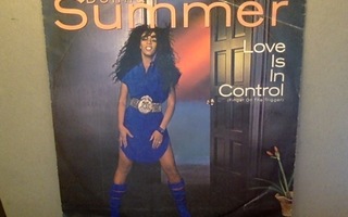 DONNA SUMMER  ::  LOVE IS IN CONTROL  ::  VINYYLI  7"   1982