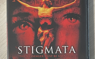 STIGMATA (1999) Patricia Arquette, Gabriel Byrne