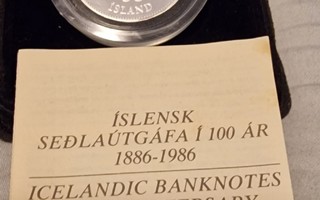 Islanti 1986 500Kr hopeajuhlaraha Islannin setelit 100v