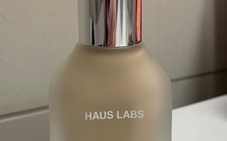 Haus Labs Triclone Skin Tech Foundation 050 Fair Cool