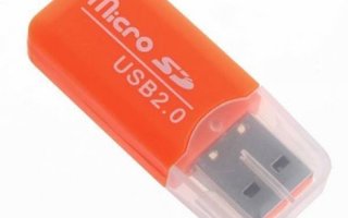 MicroSD-kortinlukija USB-väylään